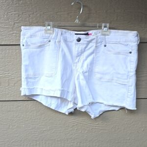 Torrid jean shorts  white cuffed 22 3.5"